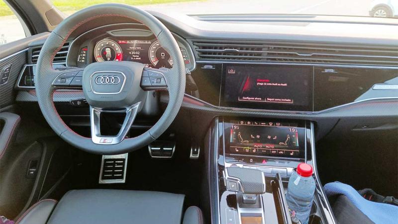 audisq7 salpicaderob