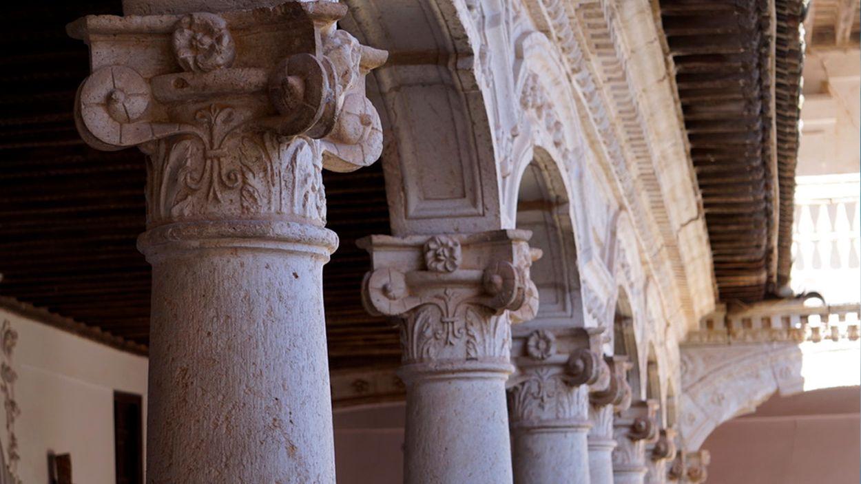 Capiteles para mirar despacio