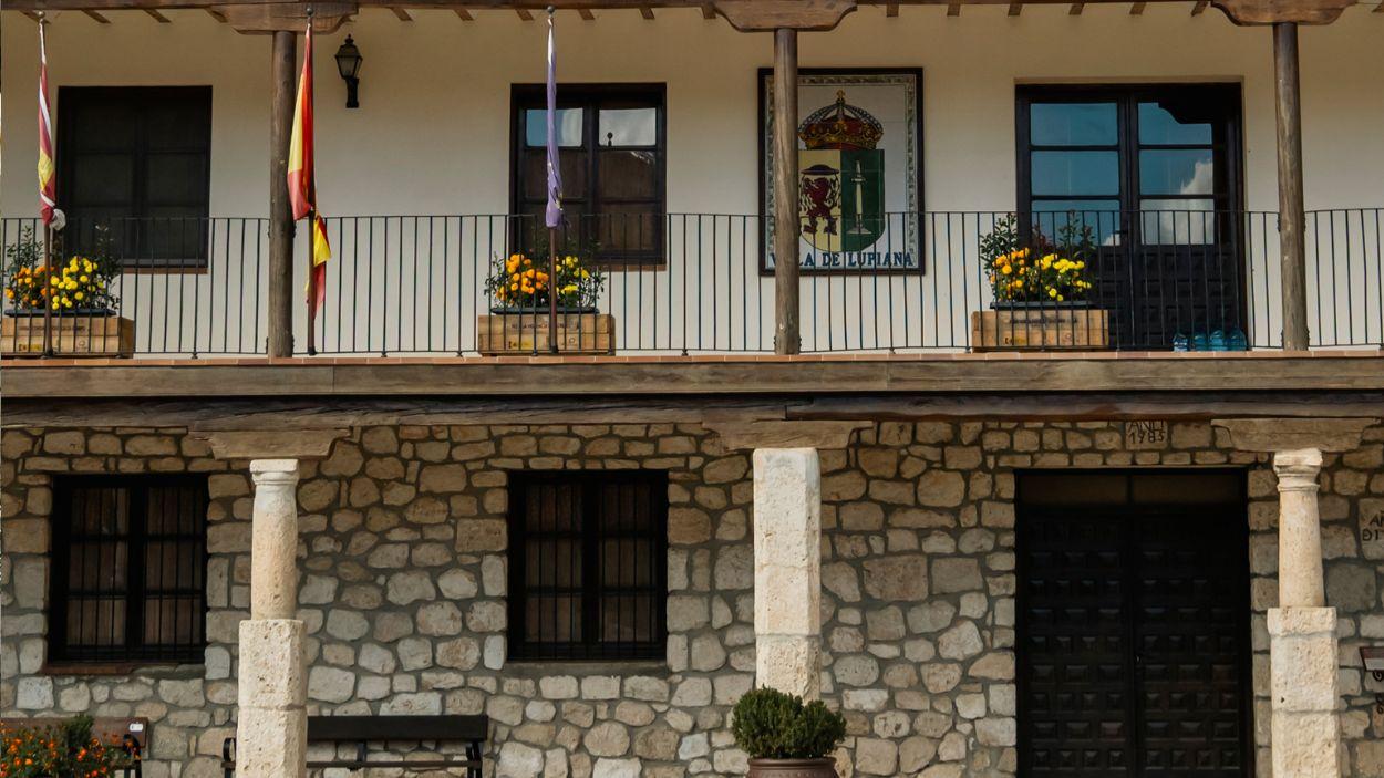 Fachada del Ayuntamiento de Lupiana
