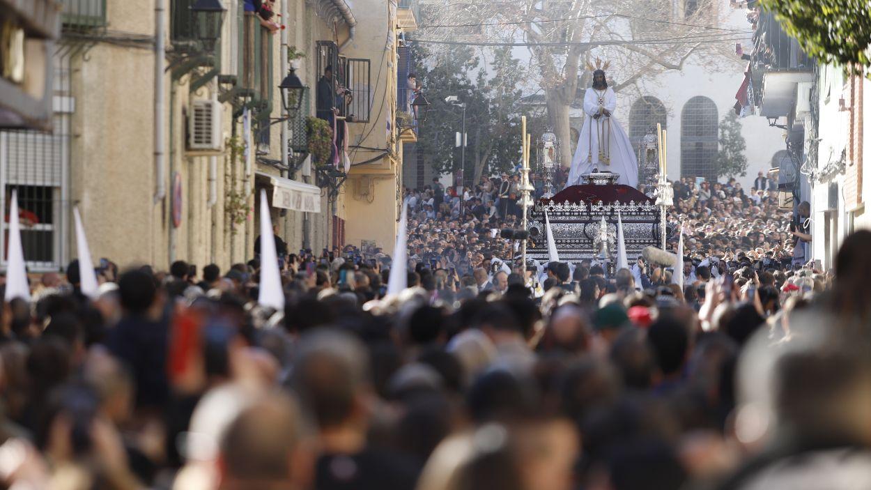 Nuestro Padre Jesús Cautivo durante su estación de penitencia. EP.