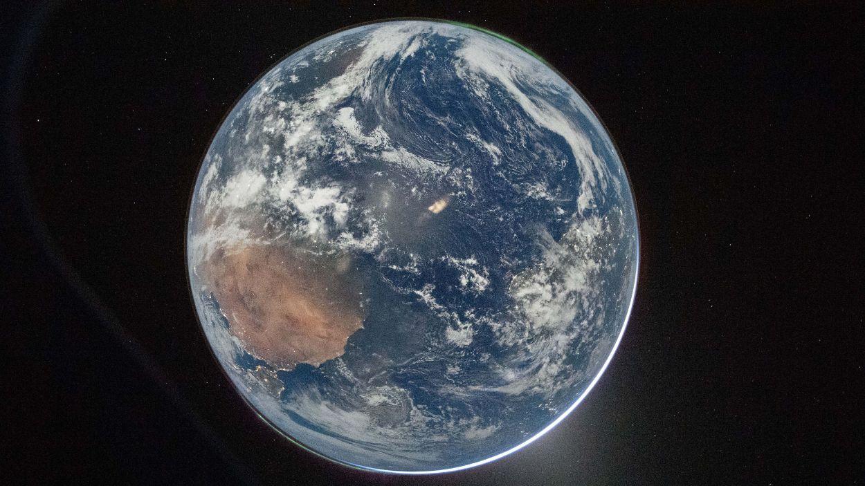 La NASA presenta las primeras fotos de la Tierra desde Artemis II. EP.