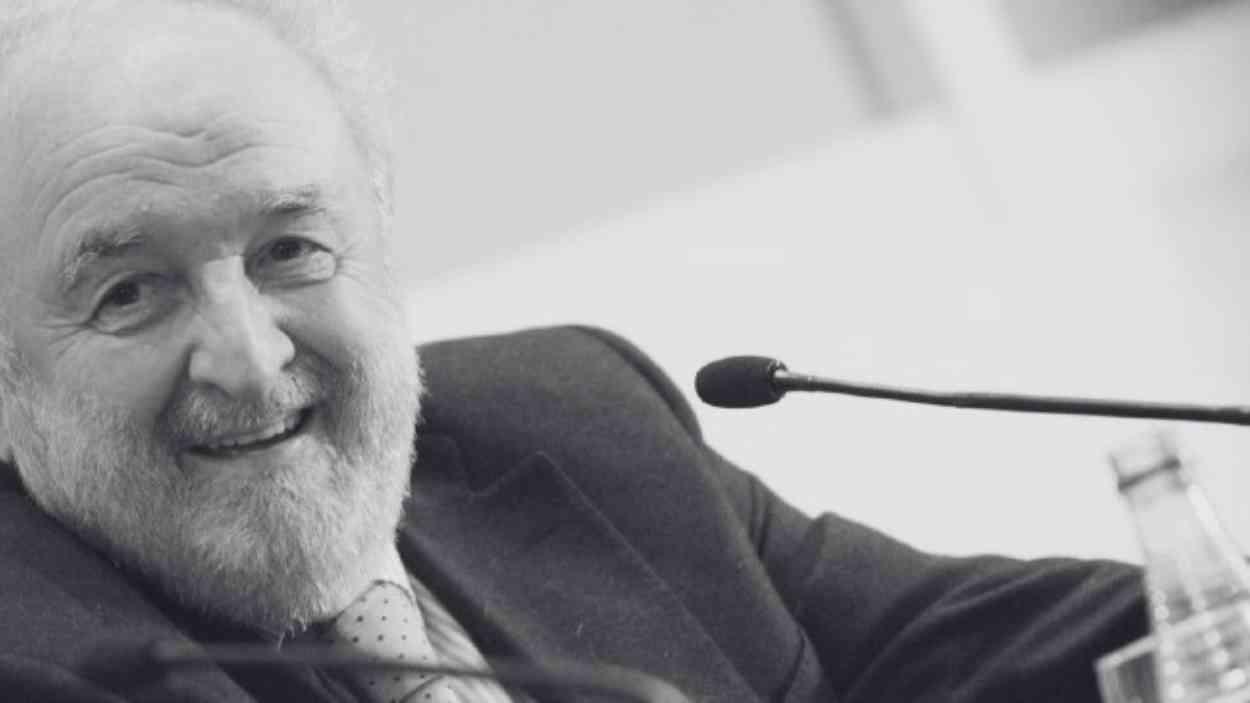 El periodista Diego Carcedo ha fallecido a los 86 años en Madrid.