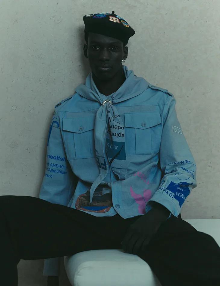 MarineSerreEsterExposito 3 060426