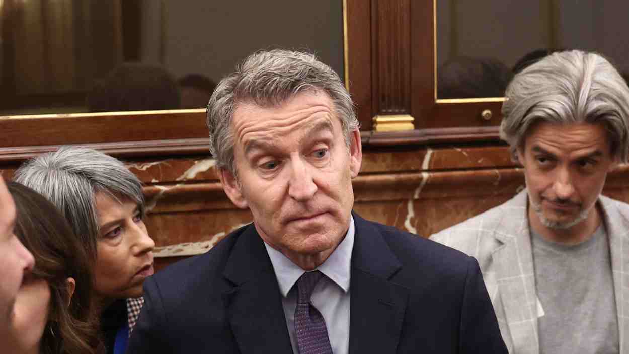 Feijóo, rehén de Vox. EP