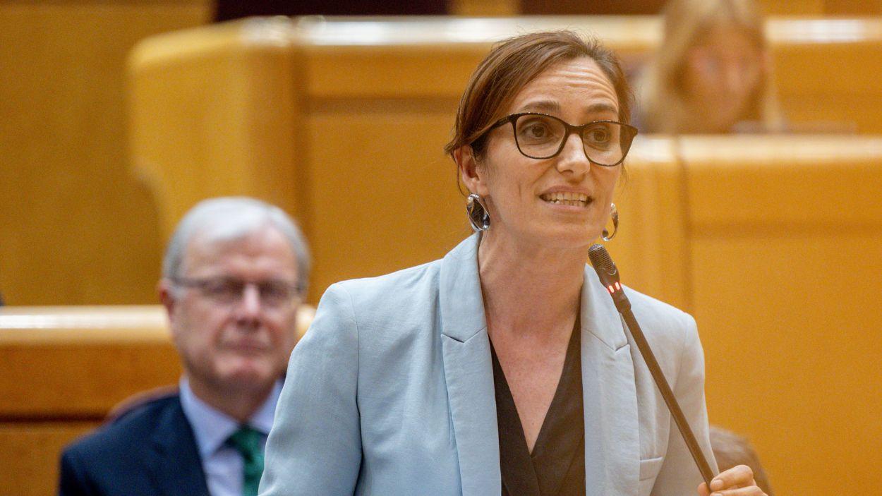 La ministra de Sanidad, Mónica García, interviene durante una sesión de control al Gobierno. EP.