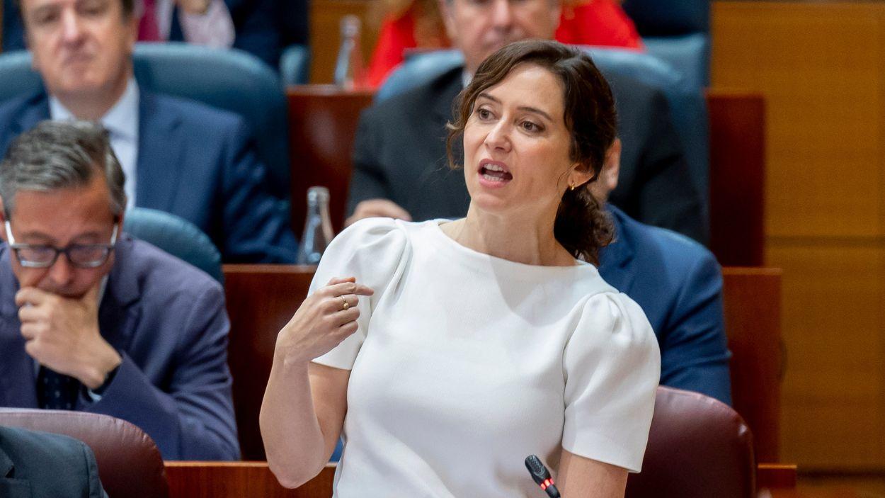 El consejero de Presidencia, Miguel Ángel García Martín, y la presidenta de la Comunidad de Madrid, Isabel Díaz Ayuso, durante el Pleno de la Asamblea de Madrid, a 9 de abril de 2026, en Madrid. EP.