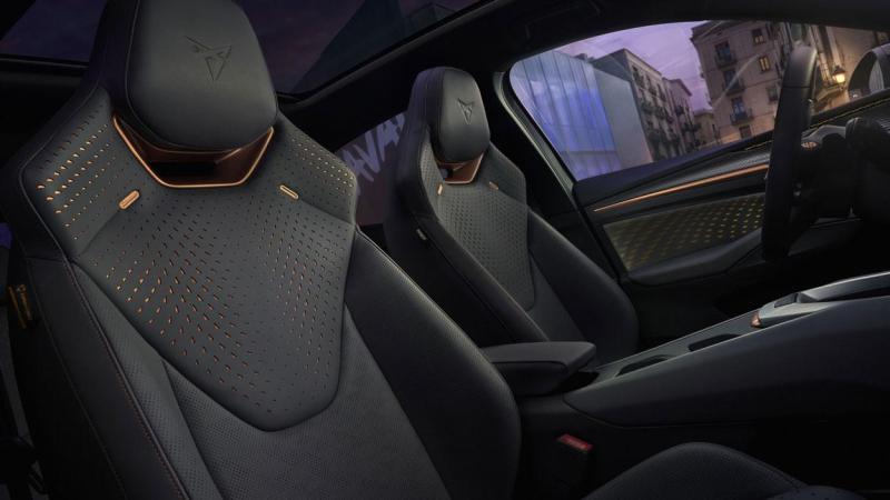 cupra raval asientos