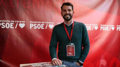 Álvaro S. Cotrina, candidato a la Secretaría General del PSOE en Extremadura: 