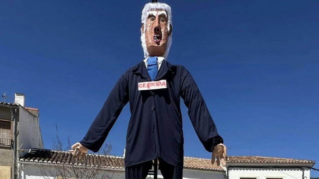 La alcaldesa de El Burgo, Mariló Narváez (PSOE), atiende a ElPlural.com tras la polémica por la quema del muñeco de Netanyahu. Protección Civil El Burgo. 