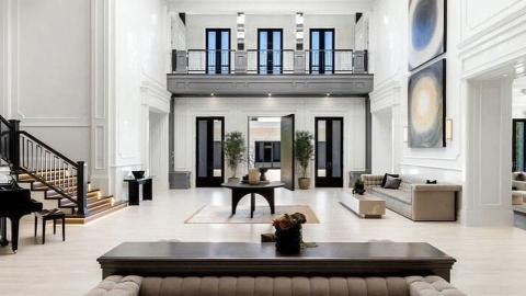 Recibidor de la casa de JLo y Ben Affleck