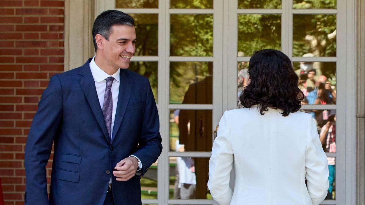 Pedro Sánchez e Isabel Díaz Ayuso en un encuentro celebrado años atrás. EP.
