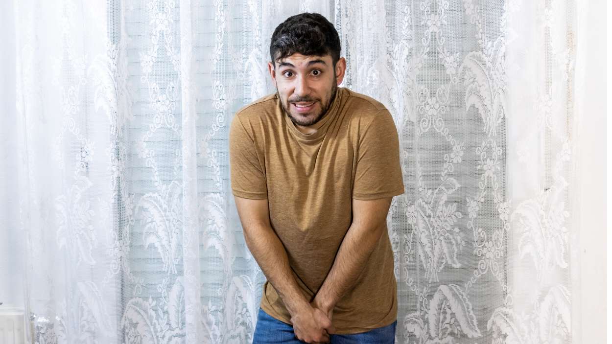 Un urólogo revela si es mejor orinar de pie o sentado