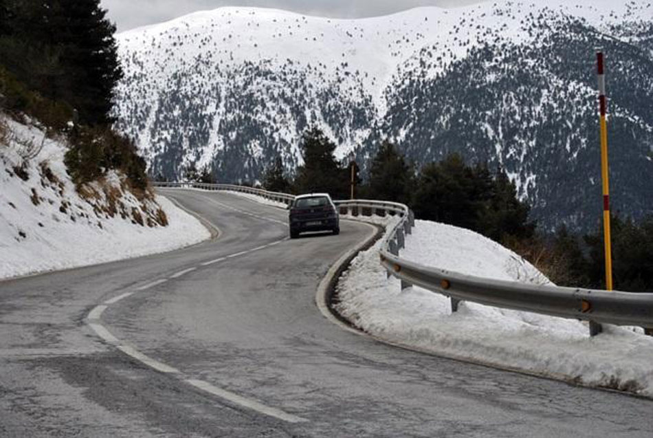 Nieve en montaña