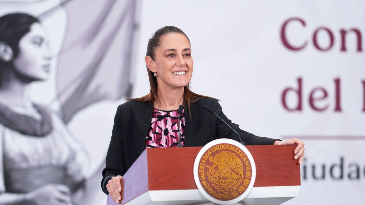 La presidenta de México, Claudia Sheimbaum, durante una rueda de prensa, a 13 de abril de 2026, en Ciudad de México (México). EP.
