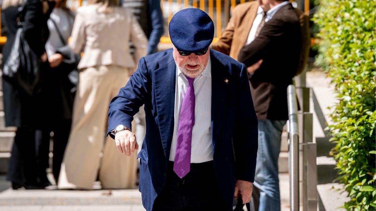 El excomisario José Manuel Villarejo a su salida de la Audiencia Nacional, a 13 de abril de 2026 en Madrid. EP.