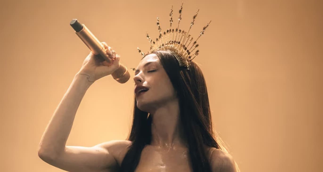 Anne Hathaway en 'Mother Mary'