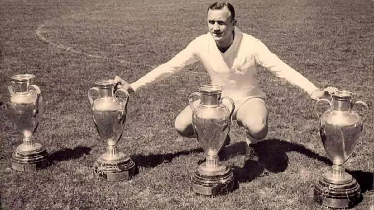 Emilio Santamaría con las Copas de Europa que ganó| Real Madrid