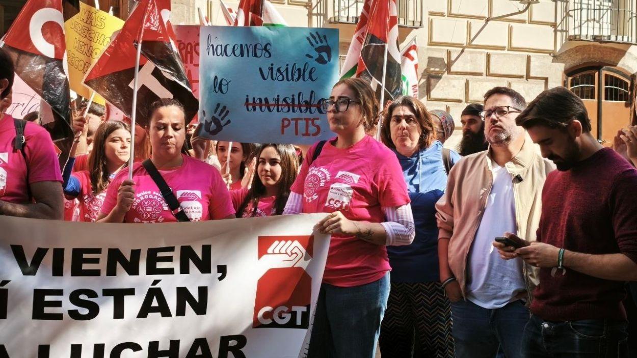 El portavoz y candidato de Adelante Andalucía, José Ignacio García, en la manifestación en apoyo a los PTIS / Adelante Andalucía