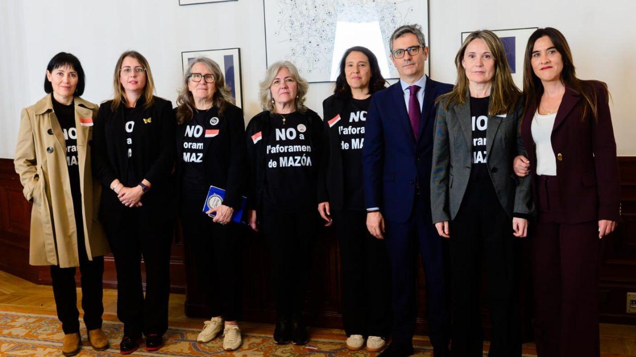 Representantes de víctimas de la DANA durante la firma del acta fundacional de la plataforma en el Congreso. Asociación Víctimas Mortales Dana 29-O. 