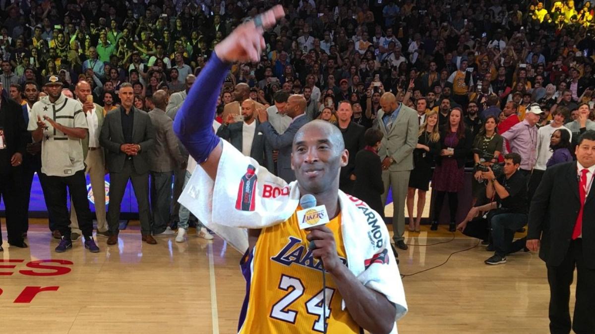Kobe tras el partido de su retiro| NBA