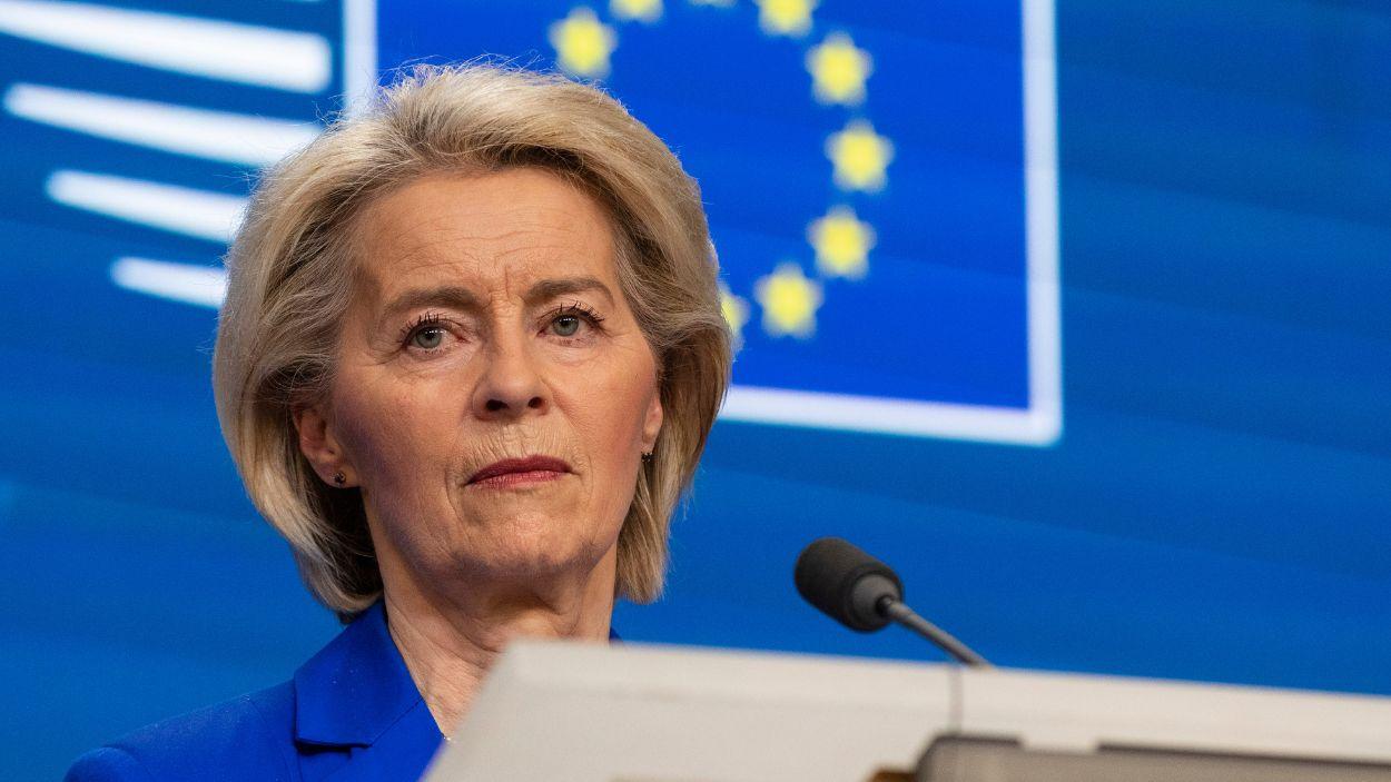 La presidenta de la Comisión Europea, Ursula Von der Leyen, en una rueda de prensa desde Bruselas. EP.