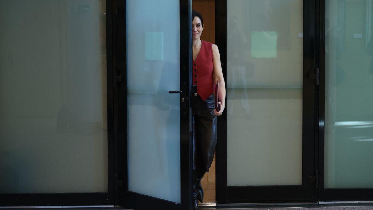 Ayuso califica de ilegal el acuerdo alcanzado por Feijóo y Abascal en Extremadura. EP.