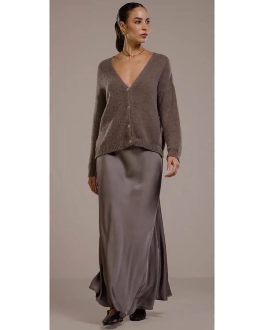 Cardigan color gris topo