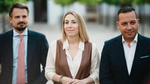 El PP se salta su propio documento marco en el acuerdo racista con Vox en Extremadura