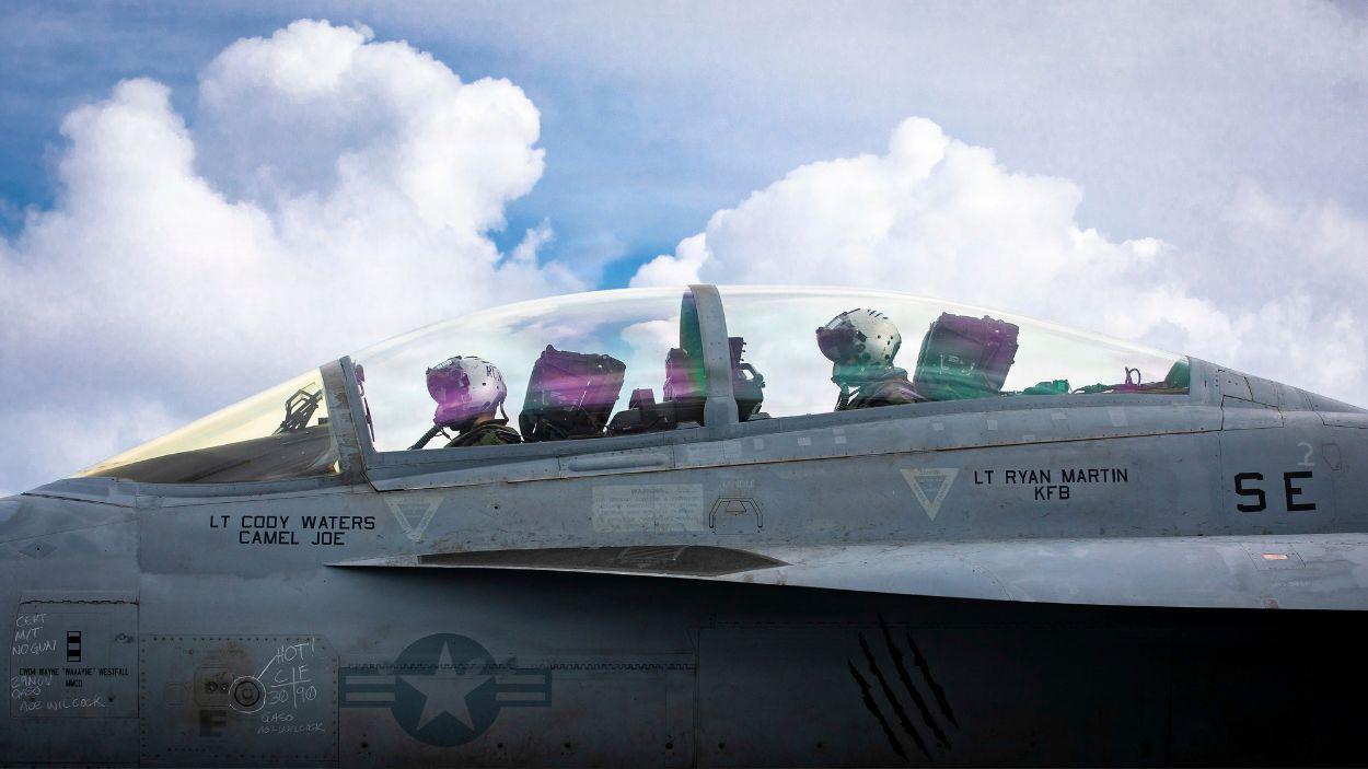 EEUU vuelve a bombardear ilegalmente una lancha y asesina a tres personas. EP.