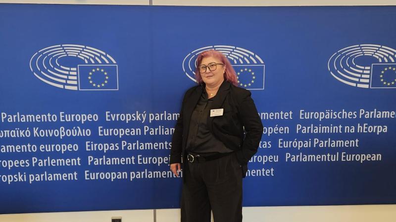 María Eugenia Palomino, presidenta MIDE en el Parlamento Europeo