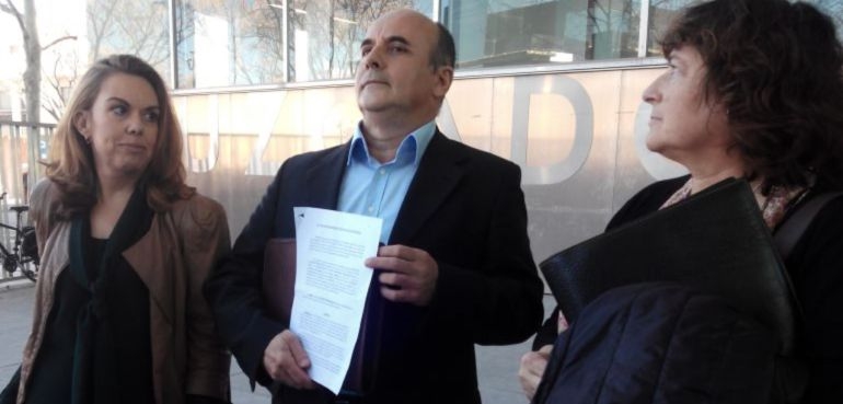 Tomás Medina presenta la denuncia contra el proceso de elección en el PP de Castilla-La Mancha.