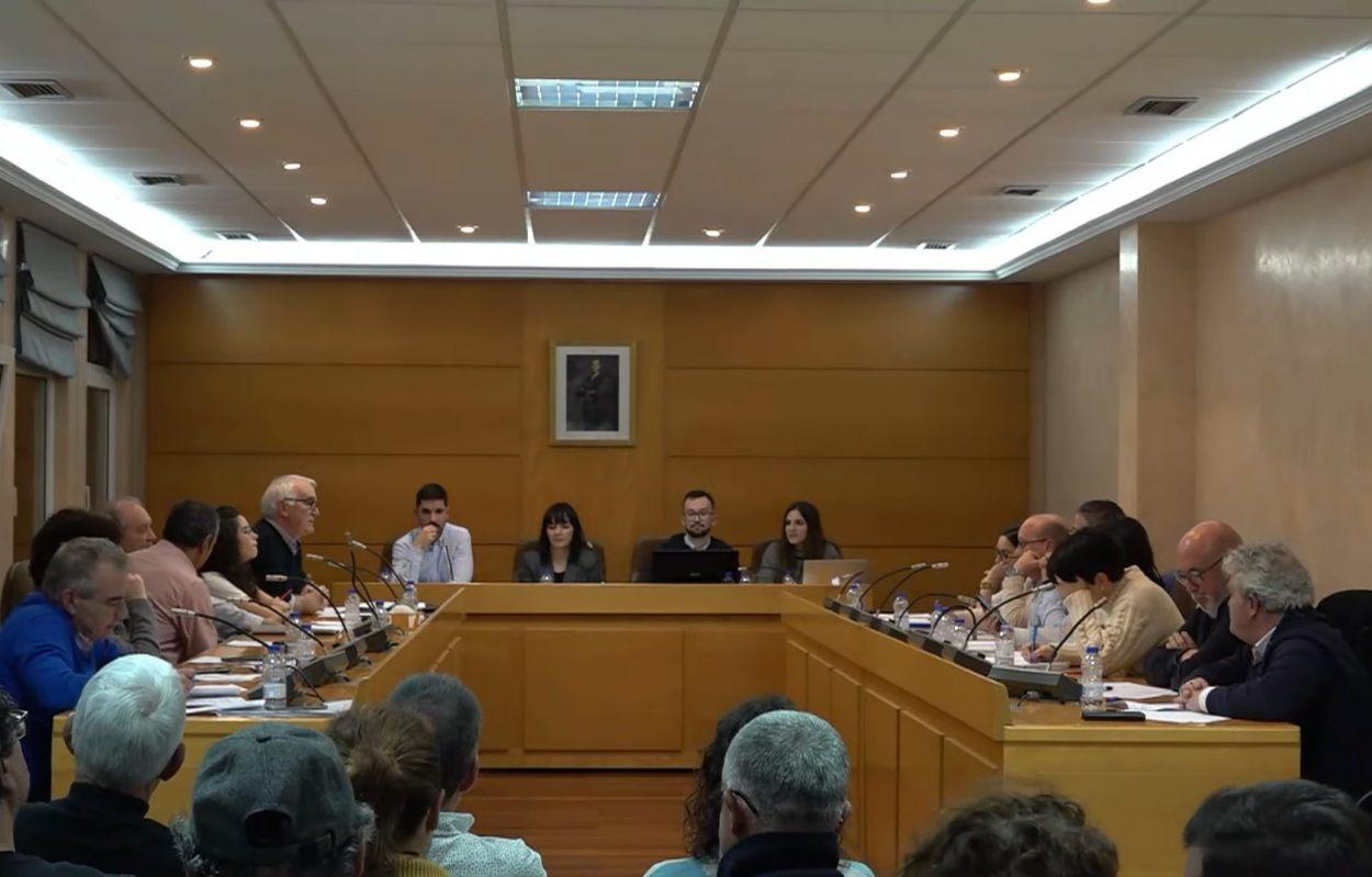 Imagen de un pleno en el concello de Vilalba, con la alcaldesa en el centro (Foto: Europa Press/Archivo).