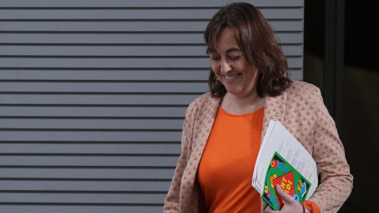 La consellera de Territorio y portavoz del Govern, Sílvia Paneque, en la rueda de prensa posterior al Consell Executiu, en el Palau de la Generalitat, a 21 de abril de 2026. David Zorrakino / EP