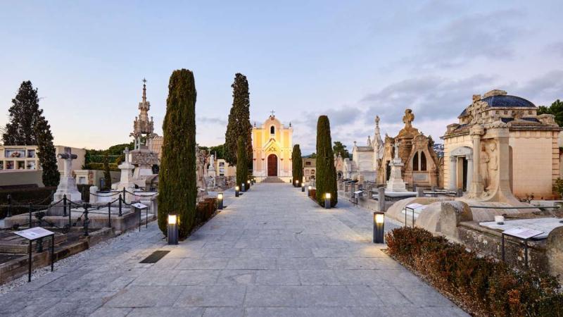 Cementerio modernista en Lloret de Mar | Lloret Turisme