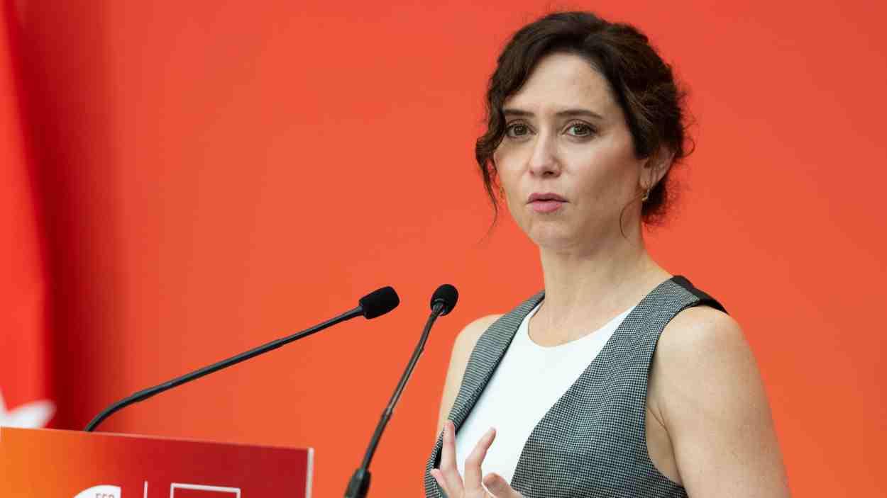 Madrid se levanta contra el plan de Ayuso en educación. EP