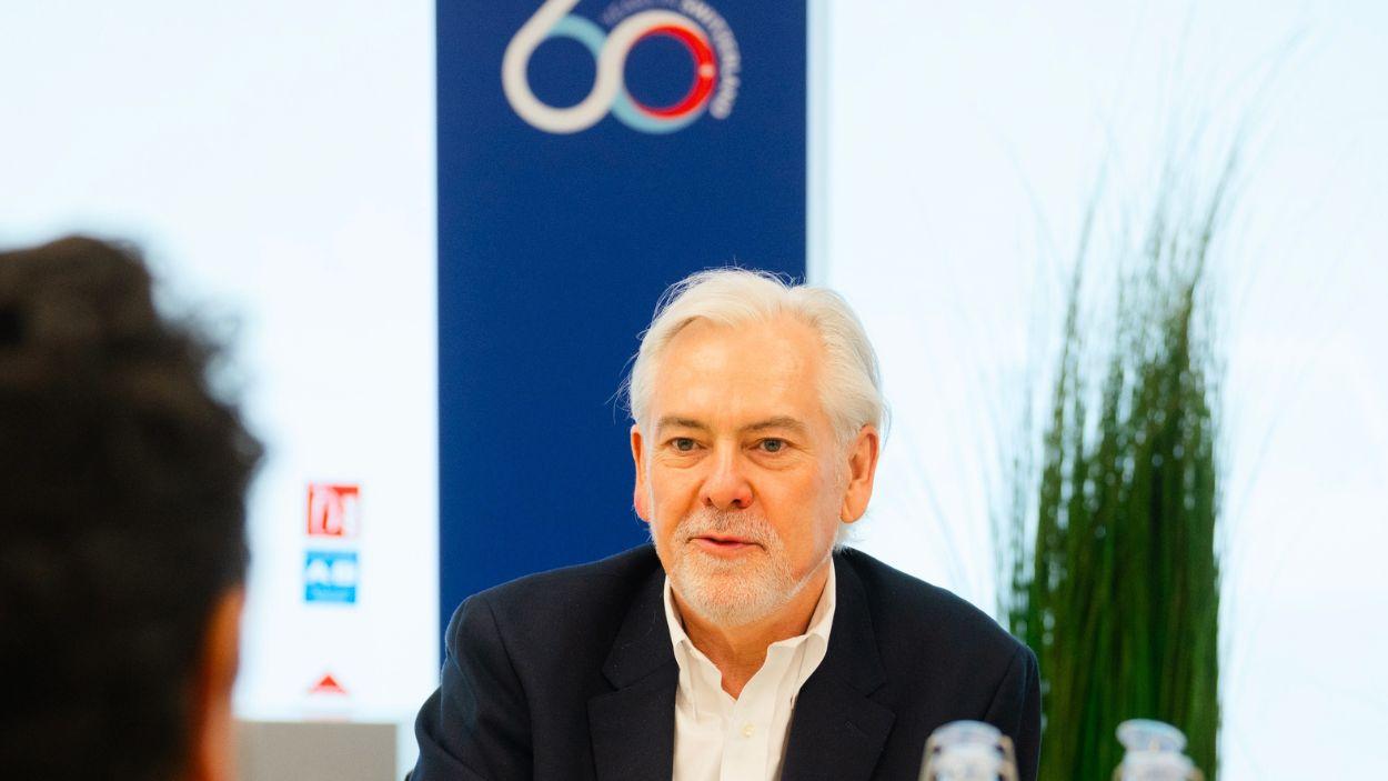 El consejero delegado (CEO) de Philip Morris International (PMI), Jacek Olczak ©EP