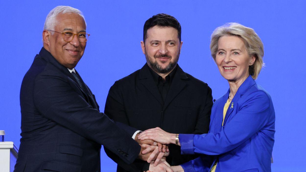 El presidente de Ucrania, Volodimir Zelenski, recibe en Kiev a la presidenta de la Comisión Europea, Ursula von der Leyen, y al presidente del Consejo Europeo, António Costa. EP.