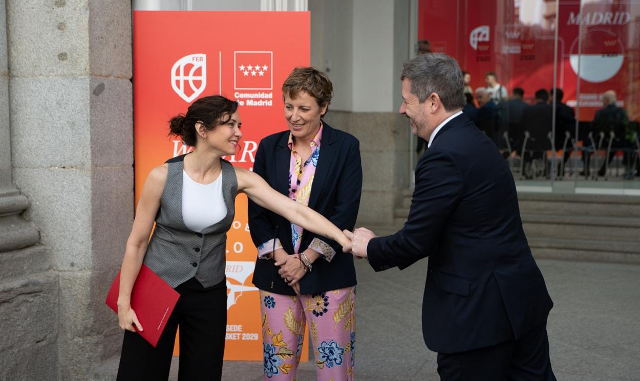 Isabel Díaz Ayuso y Mariano de Paco. EP