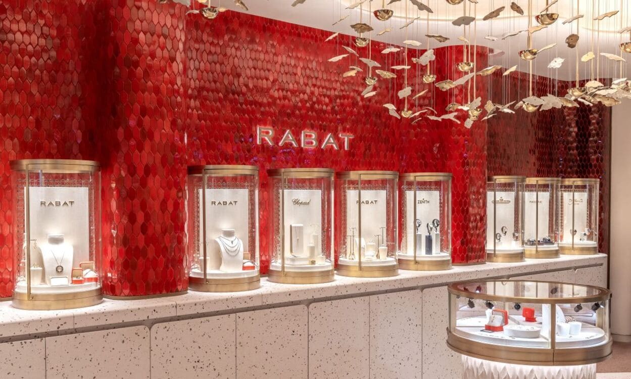 El Paseo de Gracia se consolida como una de las principales calles comerciales de Barcelona y como referente del lujo internacional y nacional. SERVIMEDIA