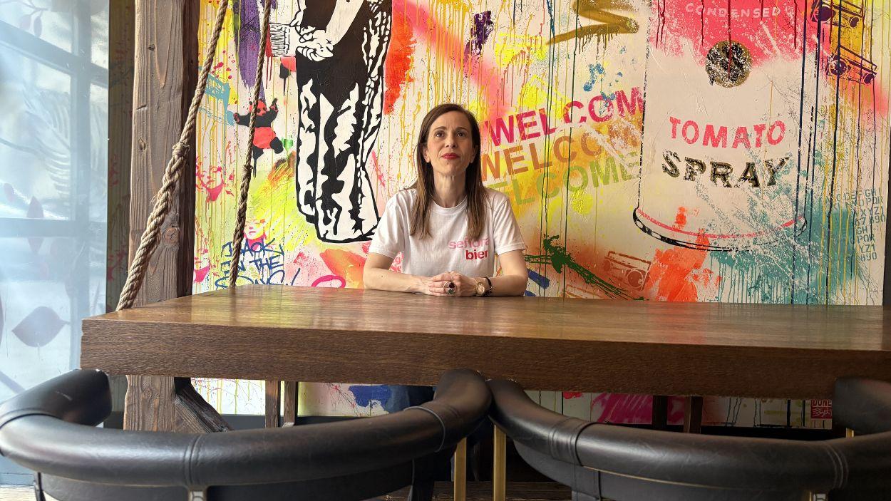 La periodista y escritora Ángeles Caballero atiende a ElPlural.com. Imagen El Plural.