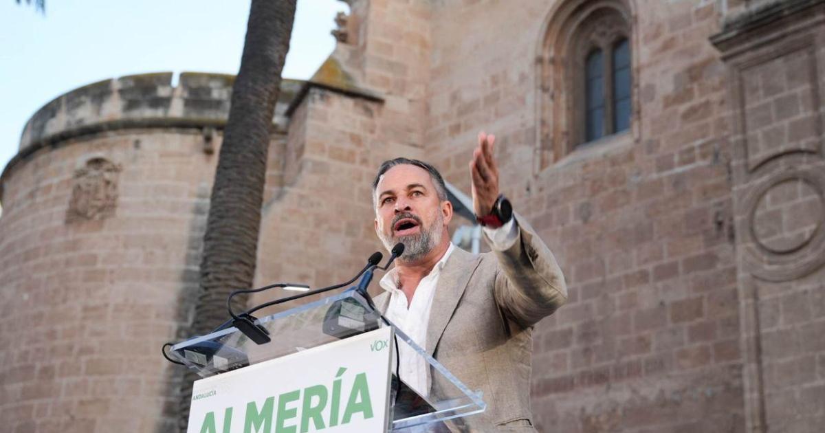 Abascal radicaliza su discurso en Málaga: promete imponer la “prioridad  nacional” y carga contra políticas climáticas