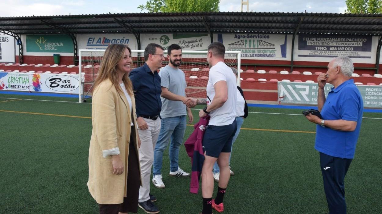 Visita al al CD Las Pedroñeras.  JCCM