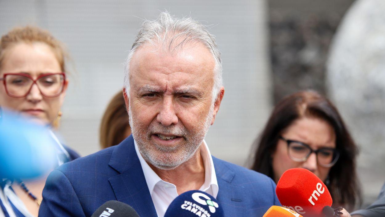 El ministro de Política Territorial y Memoria Democrática, Ángel Víctor Torres, ofrece declaraciones a la prensa tras presidir el Consejo Territorial de la Memoria. EP.