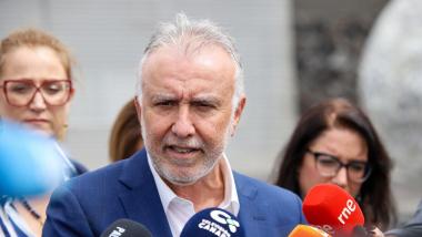 El ministro de Política Territorial y Memoria Democrática, Ángel Víctor Torres, ofrece declaraciones a la prensa tras presidir el Consejo Territorial de la Memoria. EP.