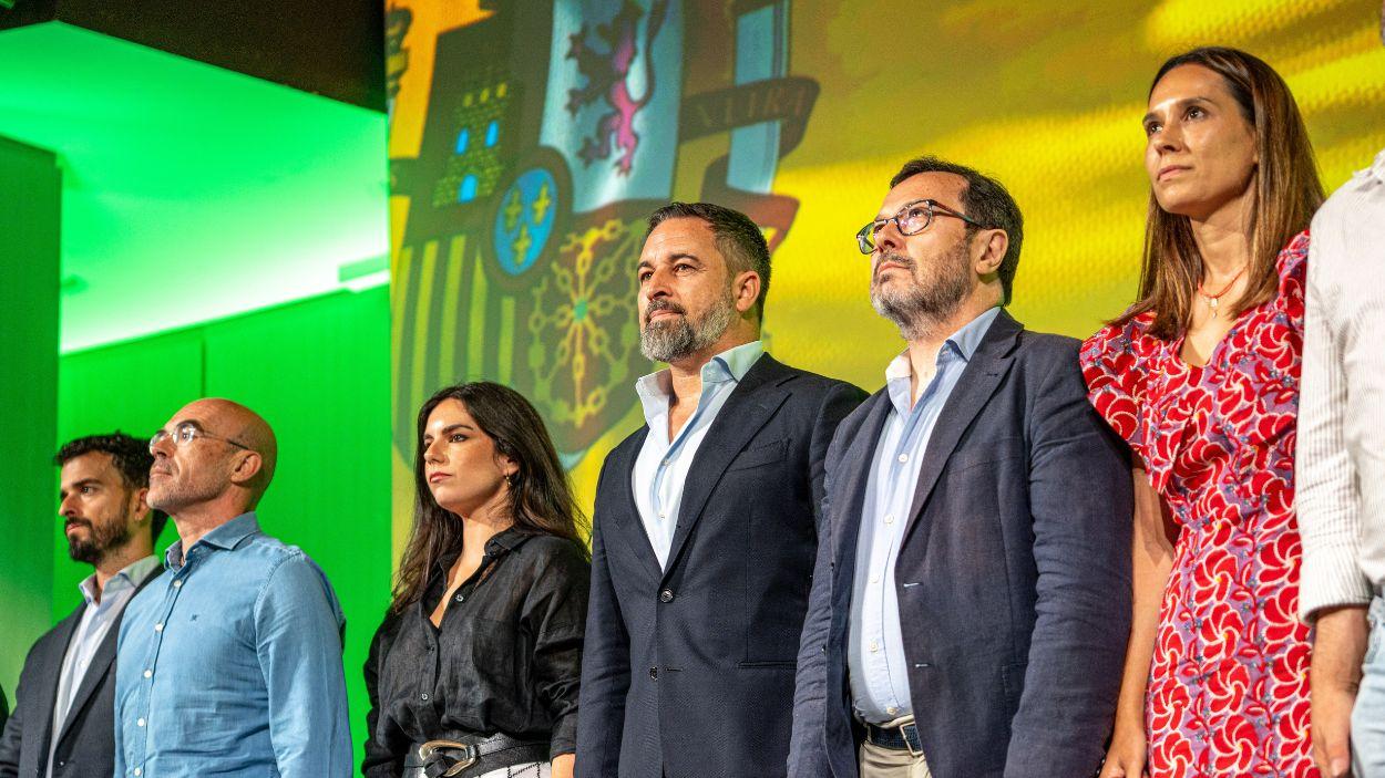 La cúpula de Vox en la presentación del programa económico y de vivienda en el verano de 2025 desde Madrid. EP.