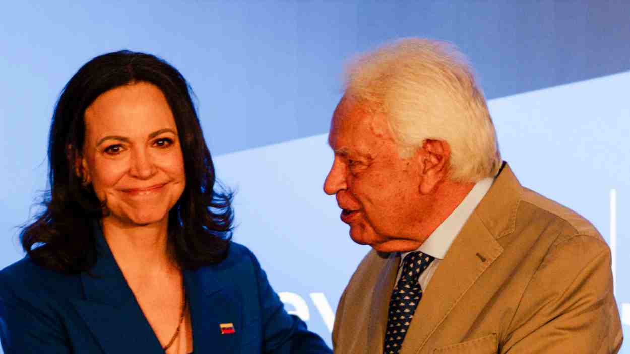 Felipe González y María Corina Machado. EP