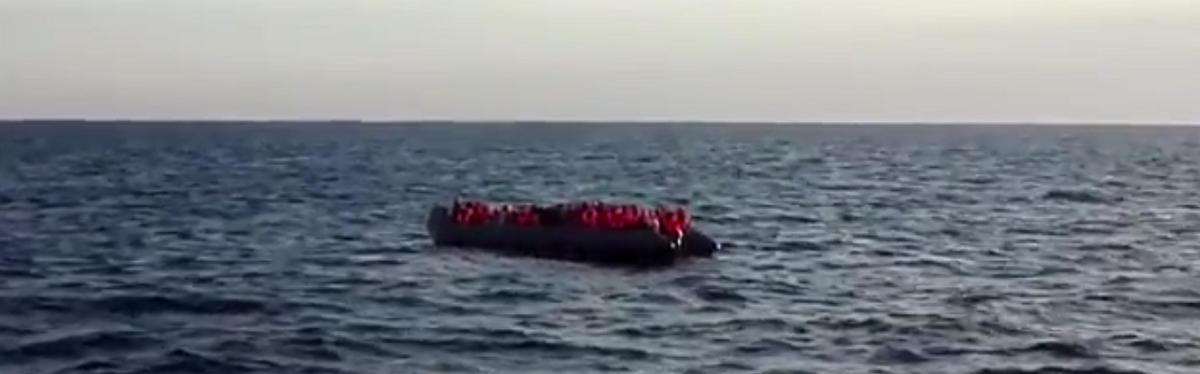 Rescate de 218 inmigrantes en aguas del Mediterráneo