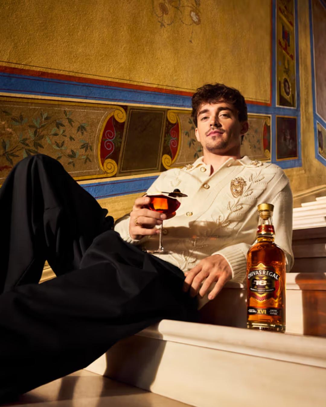Charles Leclerc por Chivas Regal