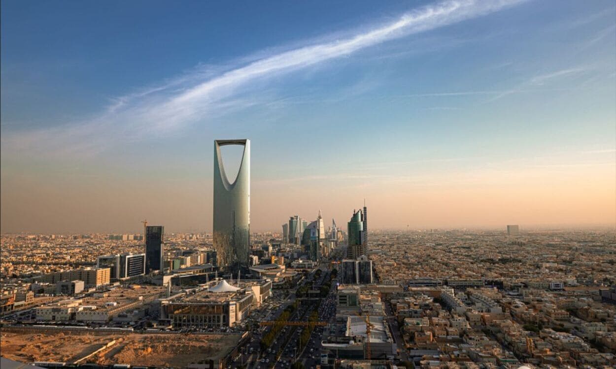 Arabia Saudí refuerza su conectividad aérea con destinos europeos a través de sus aerolíneas nacionales