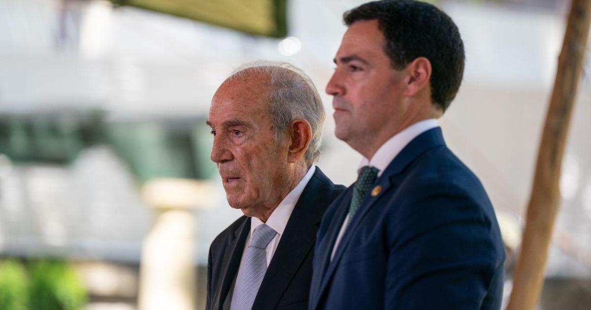 Muere a los 87 años Carlos Garaikoetxea, primer lehendakari tras el franquismo Muere a los 87 años Carlos Garaikoetxea, primer lehendakari tras el franquismo